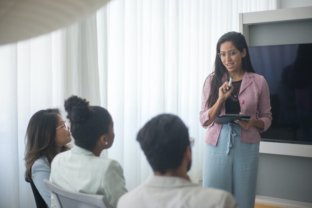 Rekomendasi Training Karyawan Digital Terbaik