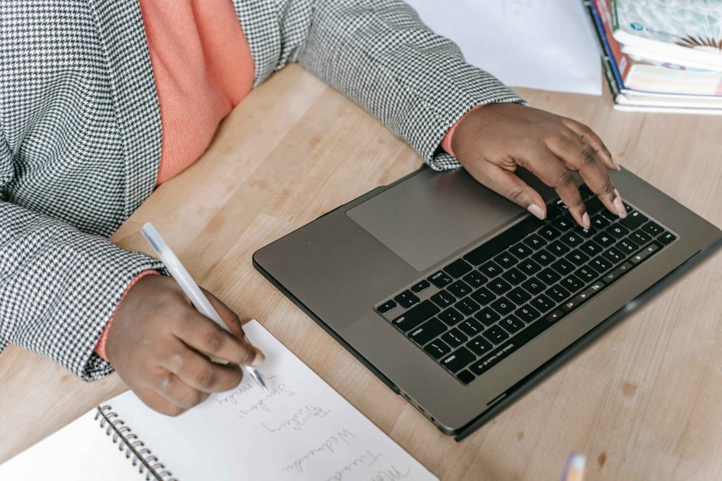 Do’s And Don’ts Dalam UI/UX Design