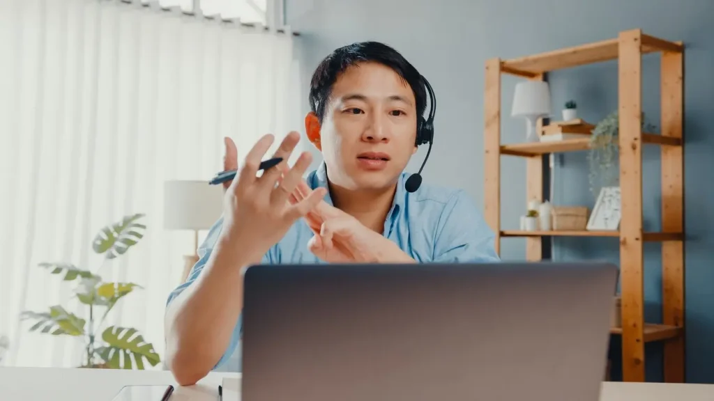 virtual assistant vs sekretaris