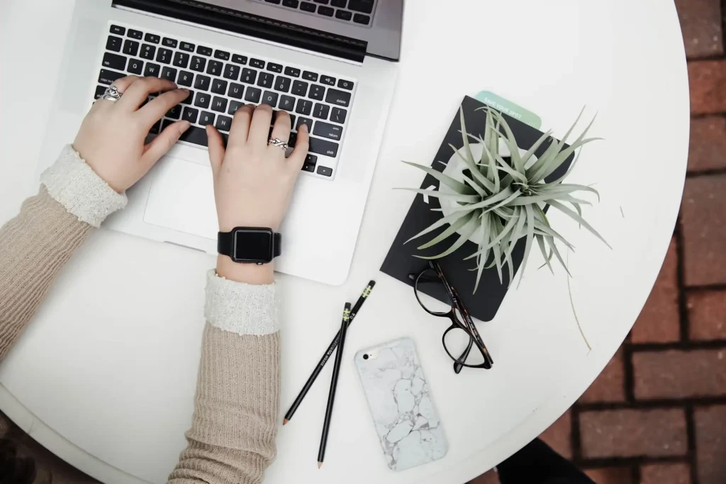 cara memilih virtual assistant