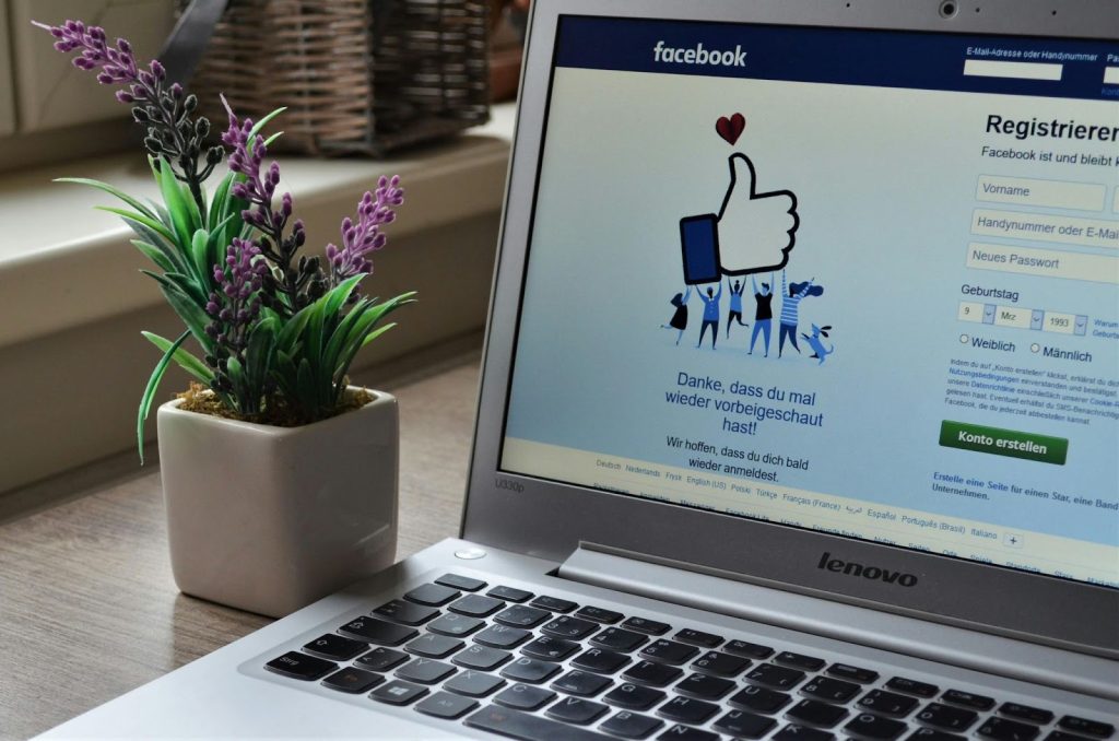 Apa itu Algoritma Facebook?