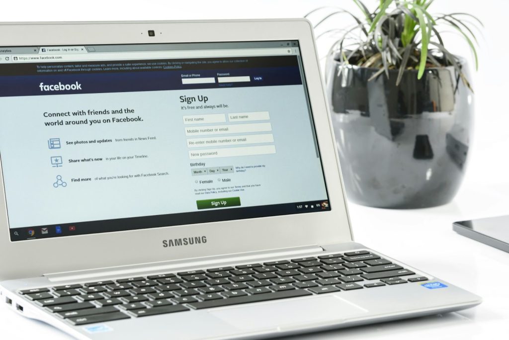 Bagaimana Sejarah Algoritma Facebook dan Mengapa Saat Ini Berbeda?