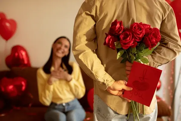 Bagaimana Ucapan Valentine Bahasa Inggris untuk Suami atau Istri