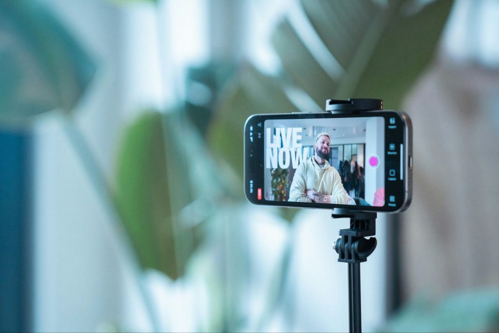 Apa Peralatan yang Perlu Disiapkan untuk Live Shopee Affiliate?