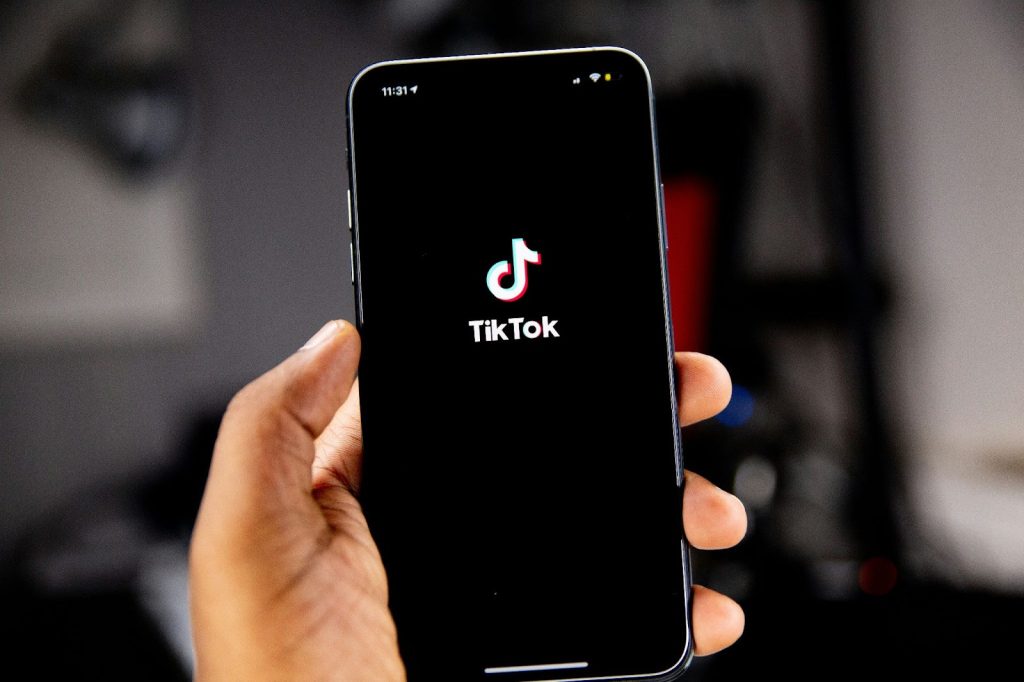 Mengapa Penting Mengikuti Update Fitur TikTok?