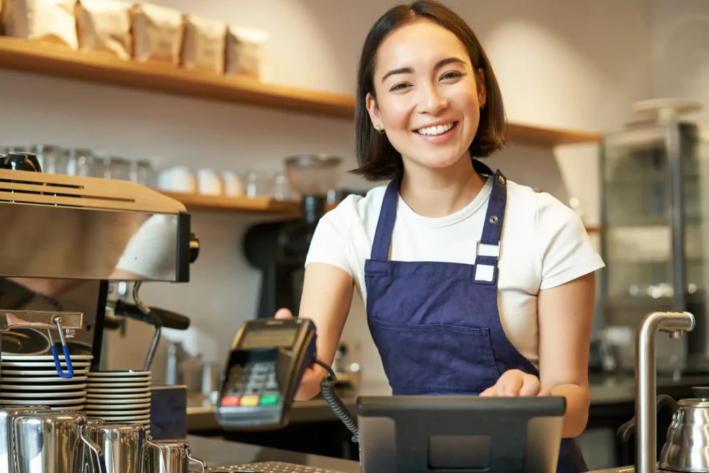 apa itu service crew