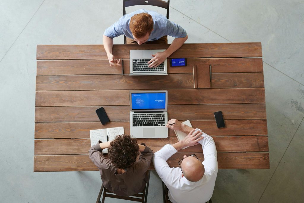 Kenapa Kamu Perlu Mempertimbangkan Ikut Bootcamp Data Engineer di Indonesia?