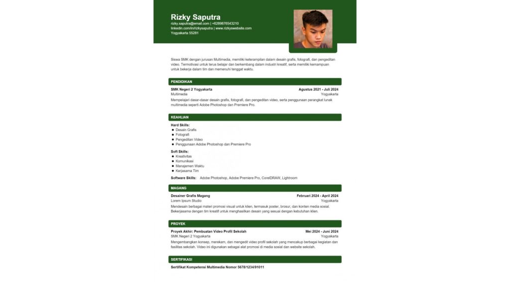 Contoh CV Digital Marketing Multimedia Designer