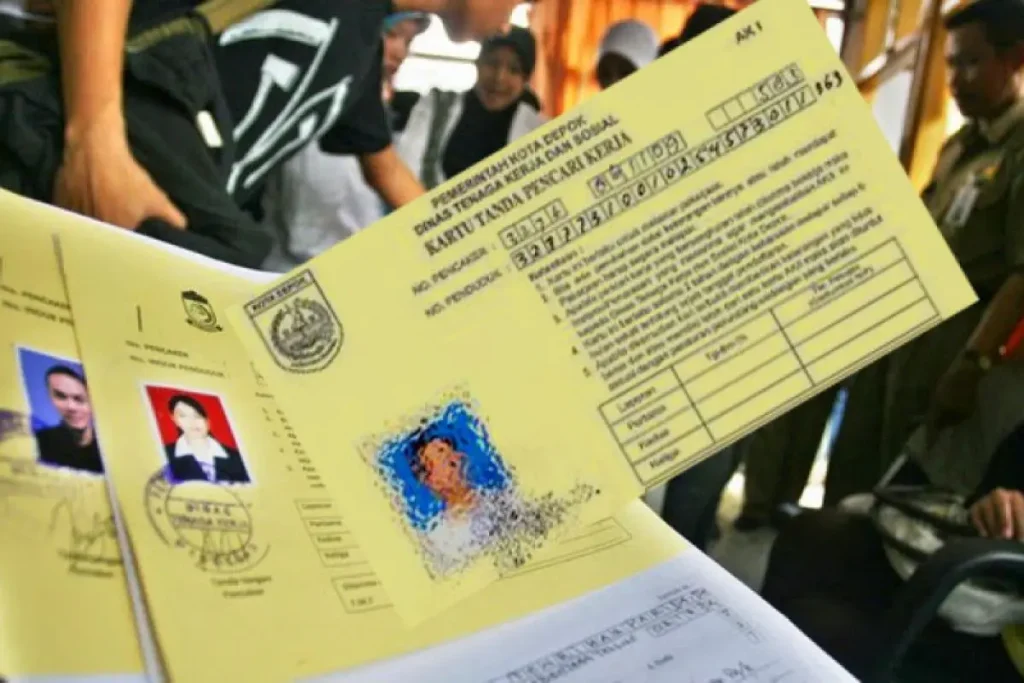 Apa Manfaat Memiliki Kartu Kuning