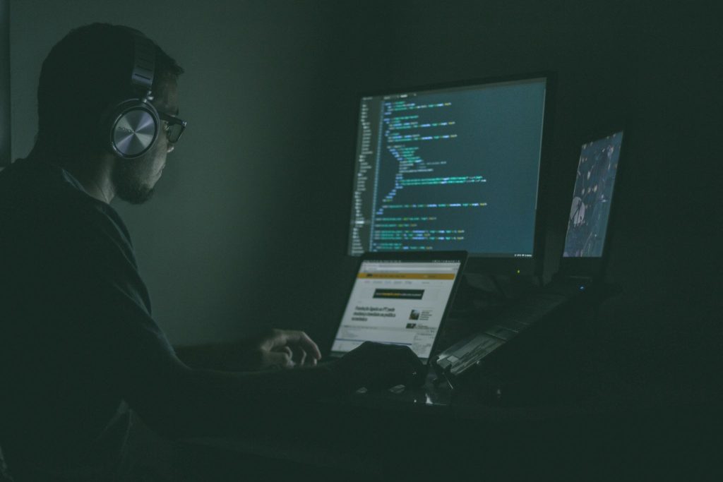 Apa Saja Algoritma Machine Learning yang Populer? (Photo by Jefferson Santos on Unsplash)