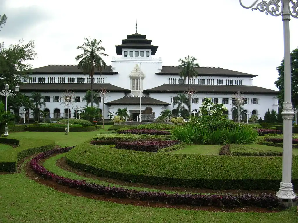 UMR Bandung